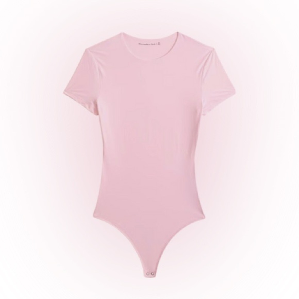 Abercrombie & Fitch soft matte seamless tee bodysuit 💗